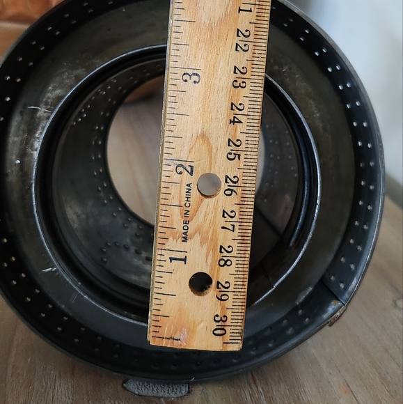 🕯️ Yankee Candle Rustic Metal Topper – Heart & Home Design, Preowned - Picture 13 of 15